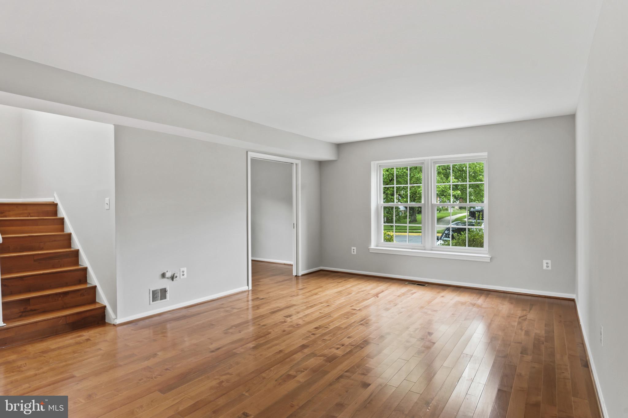 8120 SLEEPY VIEW LANE