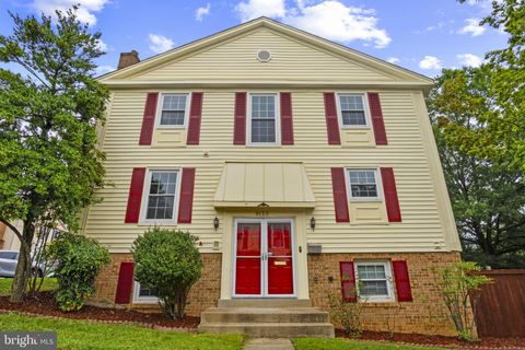 8120 SLEEPY VIEW LANE SPRINGFIELD VA 22153