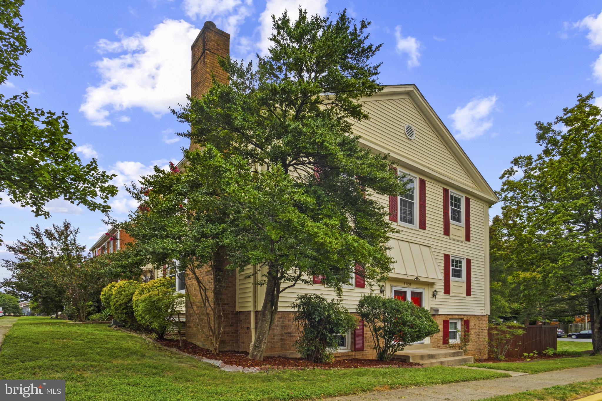 8120 SLEEPY VIEW LANE