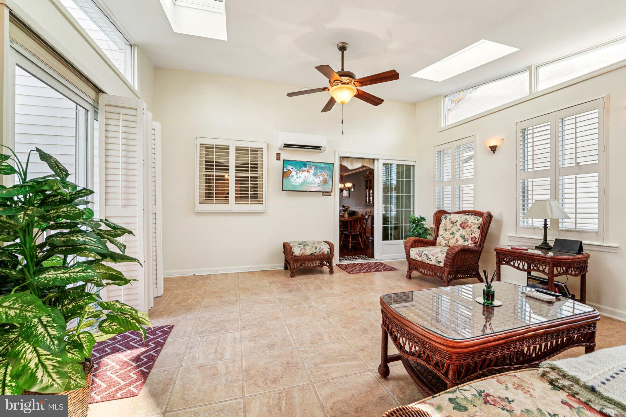 GRANDE VIEW PARK - Residential