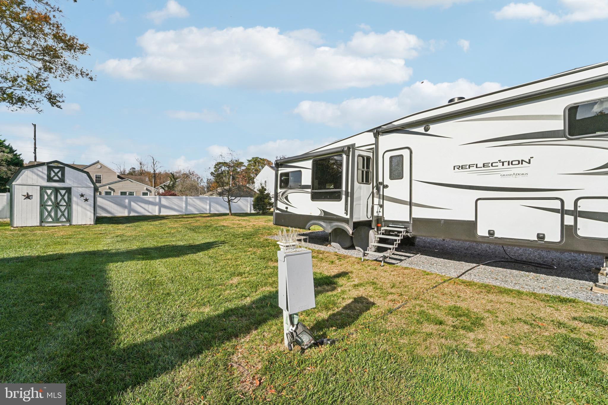 GRANDE VIEW PARK - Residential