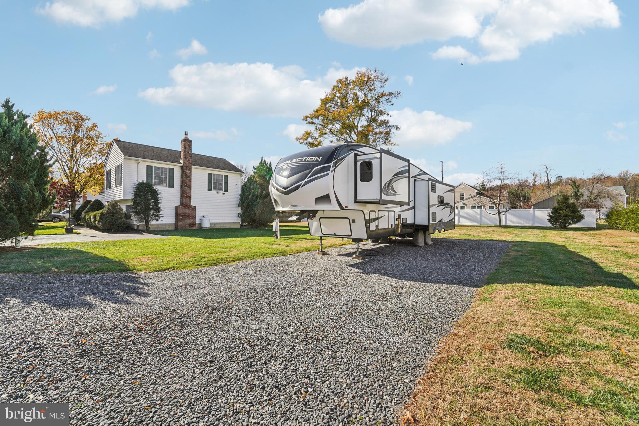 GRANDE VIEW PARK - Residential