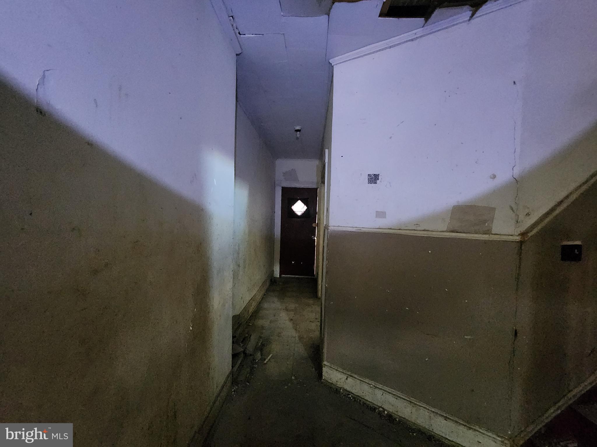 FRANKLINTOWN ROAD - Residential