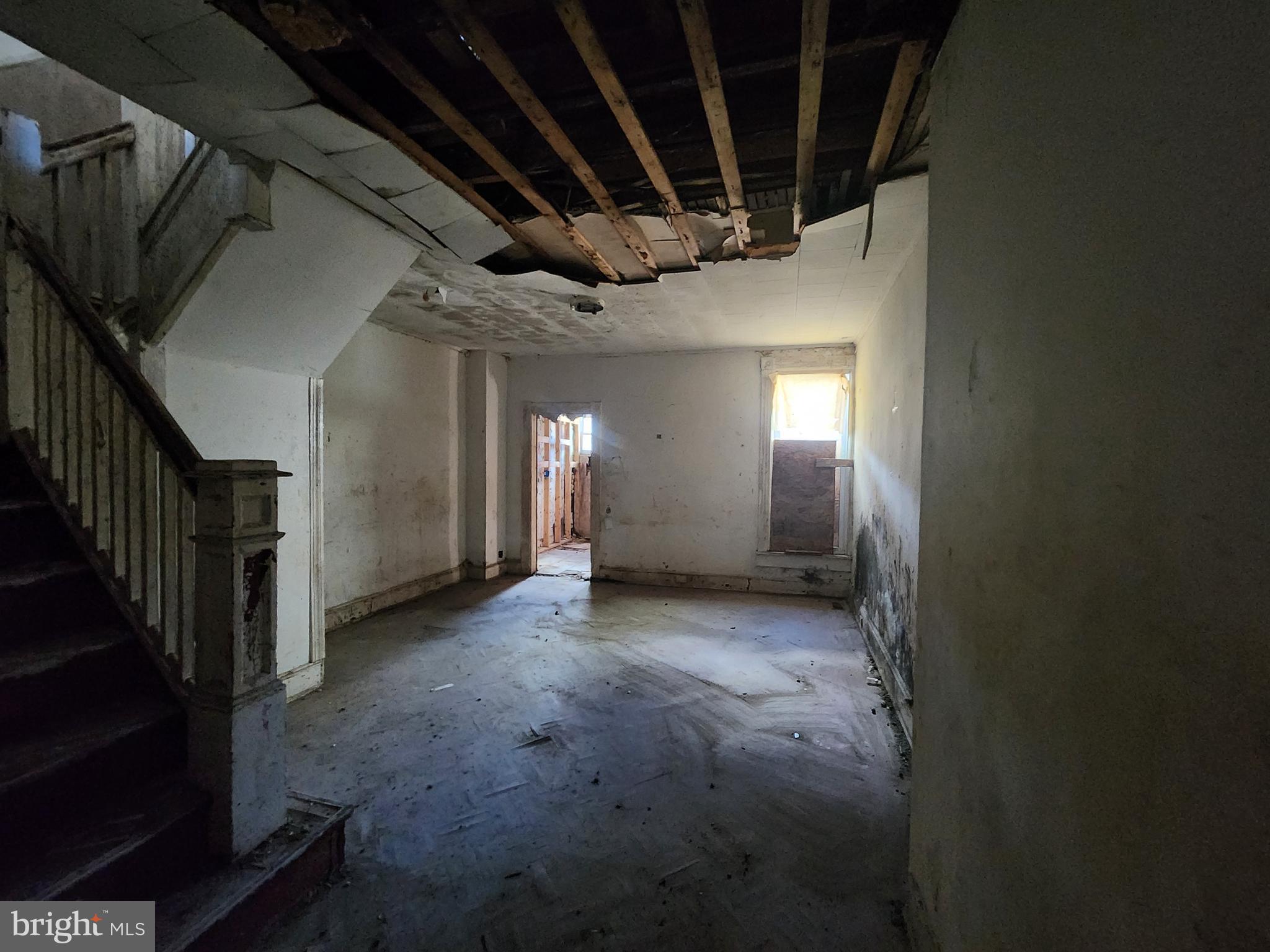 FRANKLINTOWN ROAD - Residential