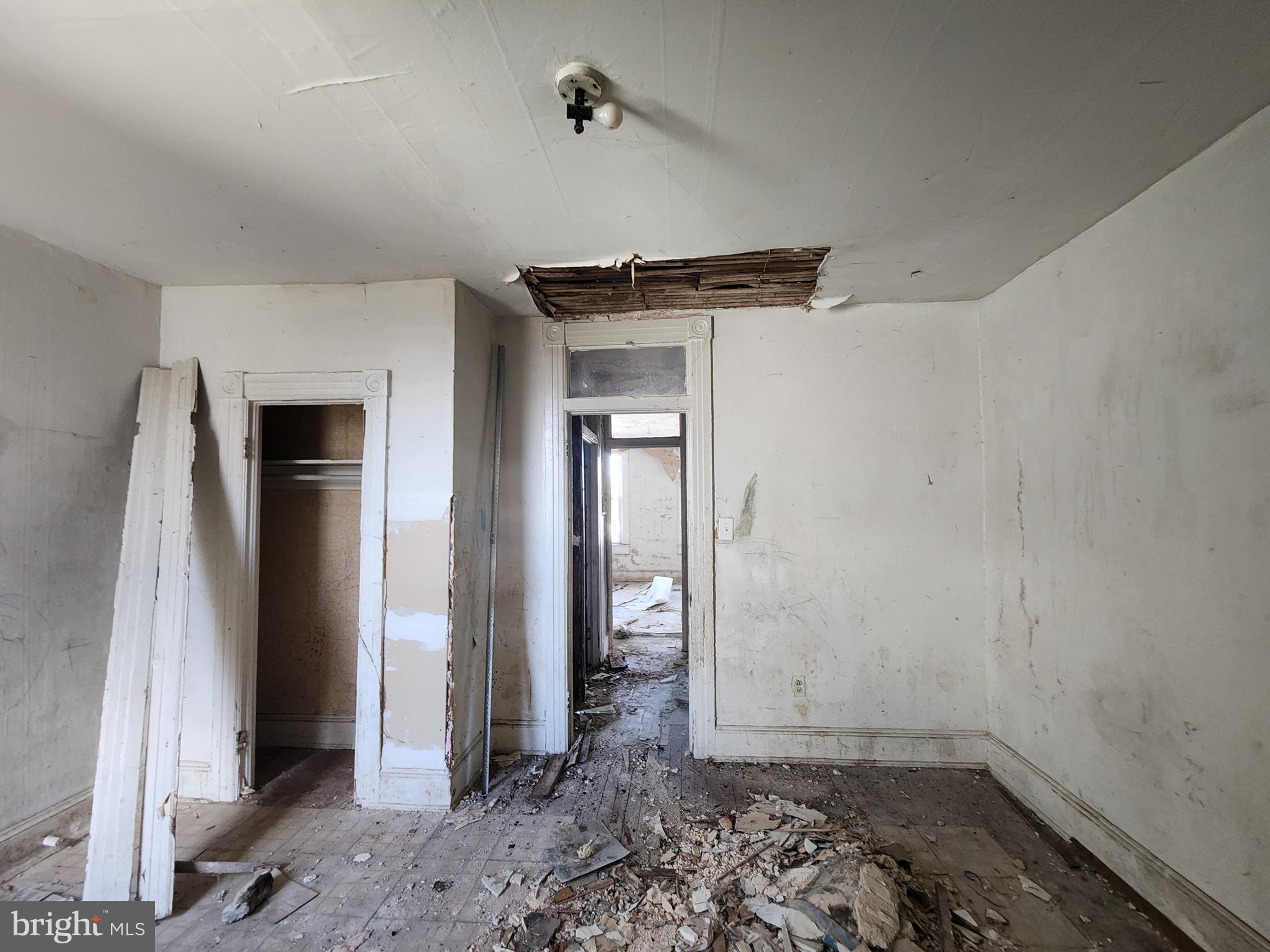 FRANKLINTOWN ROAD - Residential