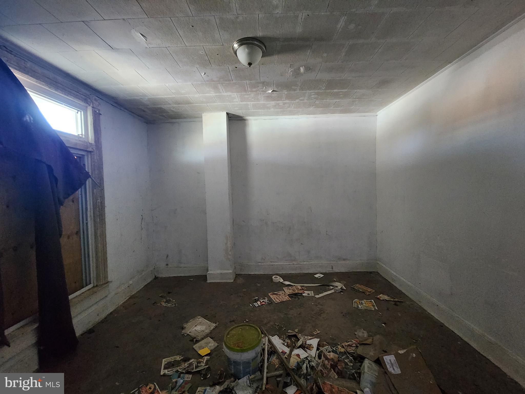 FRANKLINTOWN ROAD - Residential