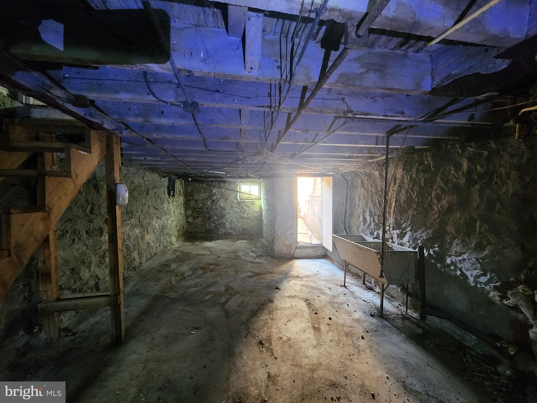 FRANKLINTOWN ROAD - Residential