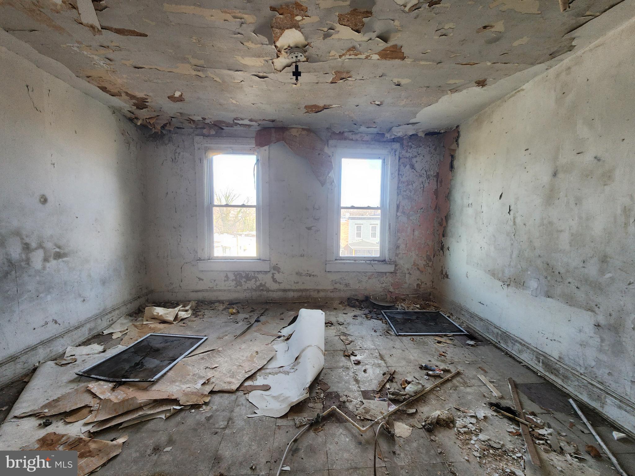 FRANKLINTOWN ROAD - Residential