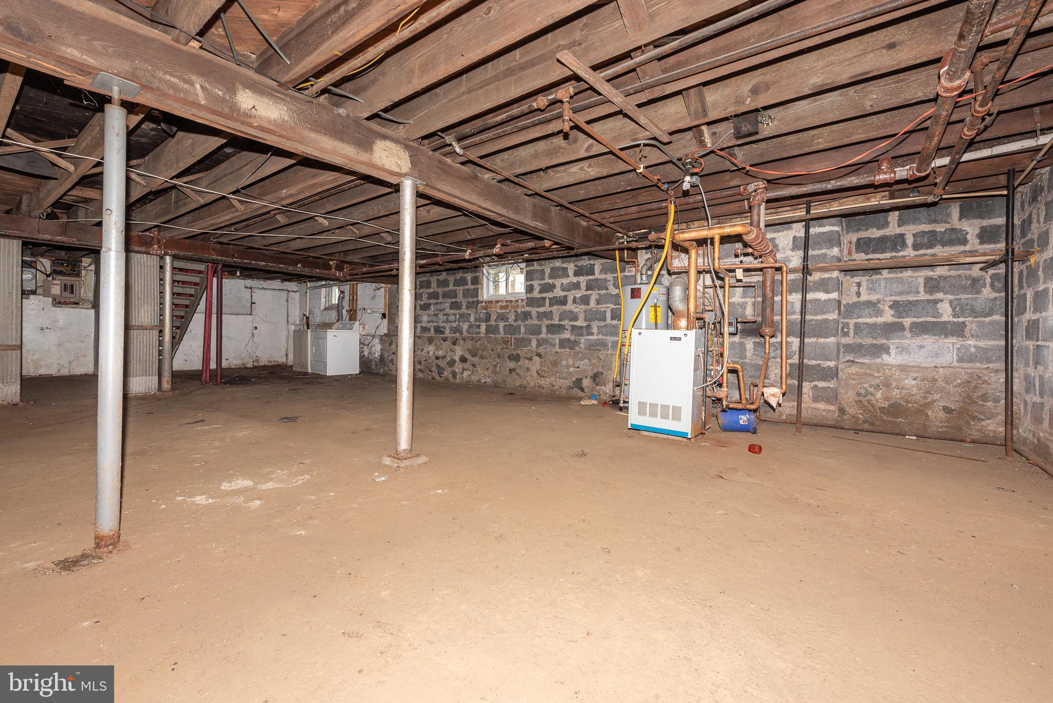 ROGNEL HEIGHTS - Residential