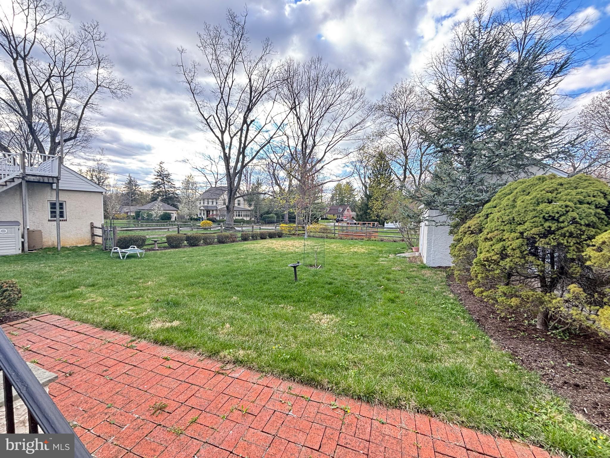 ARLINGHAM - Residential Lease