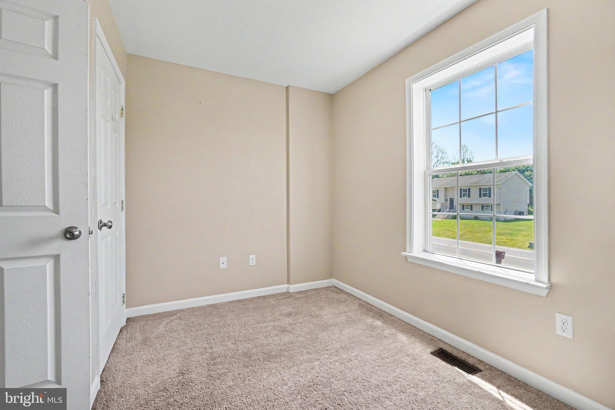 NORTH MIDDLE SPRING ESTATES - Residential