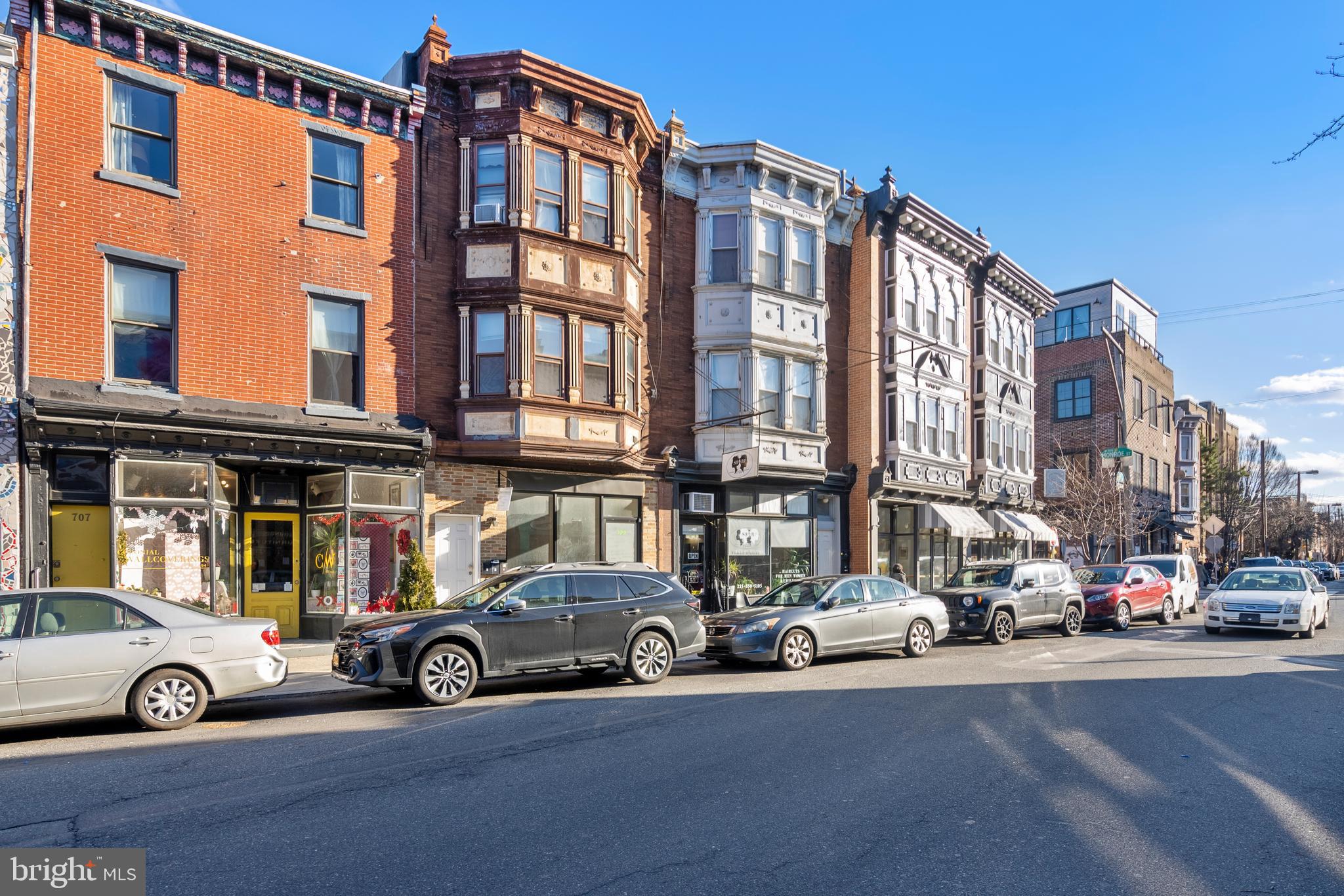 QUEEN VILLAGE - Residential Income