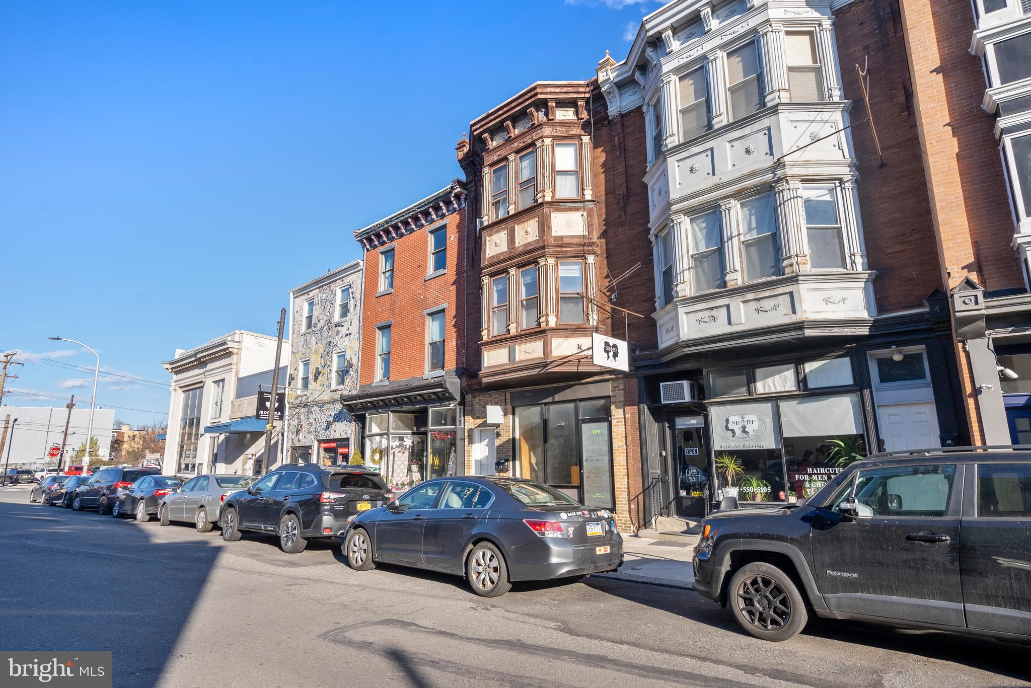 QUEEN VILLAGE - Residential Income