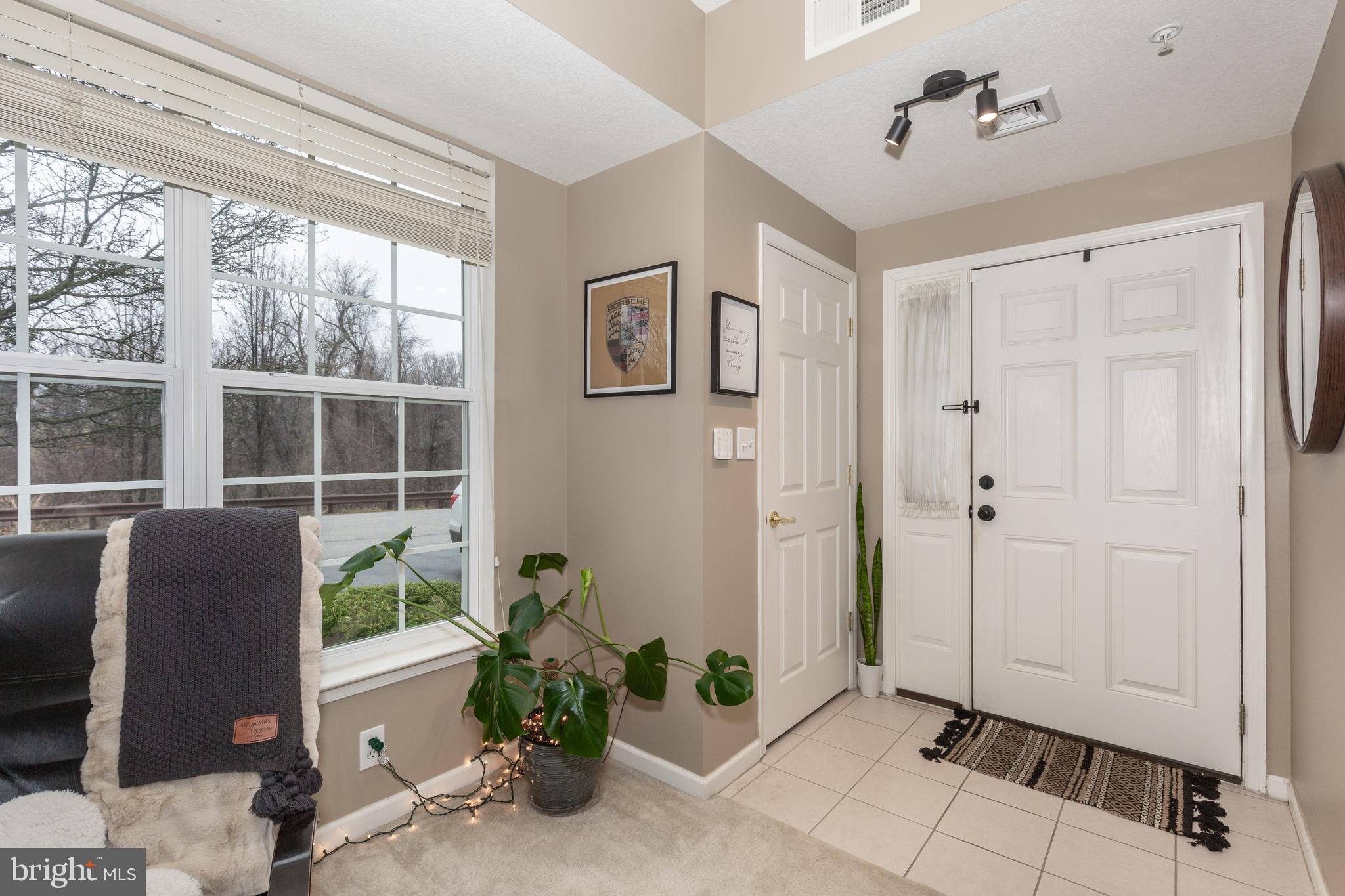 304 N MARSHVIEW ROAD 304