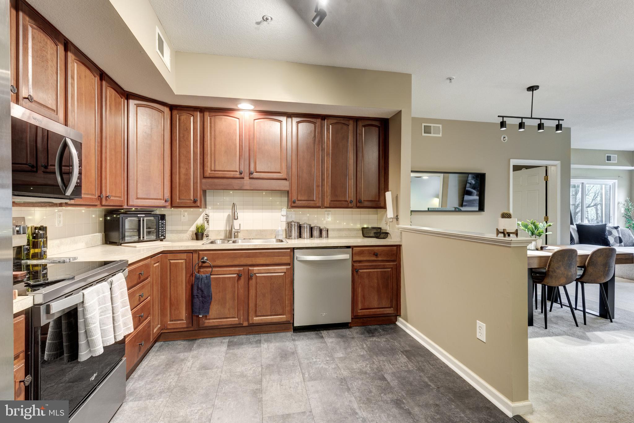 VILLAS AT BAILEY SPRINGS - Residential