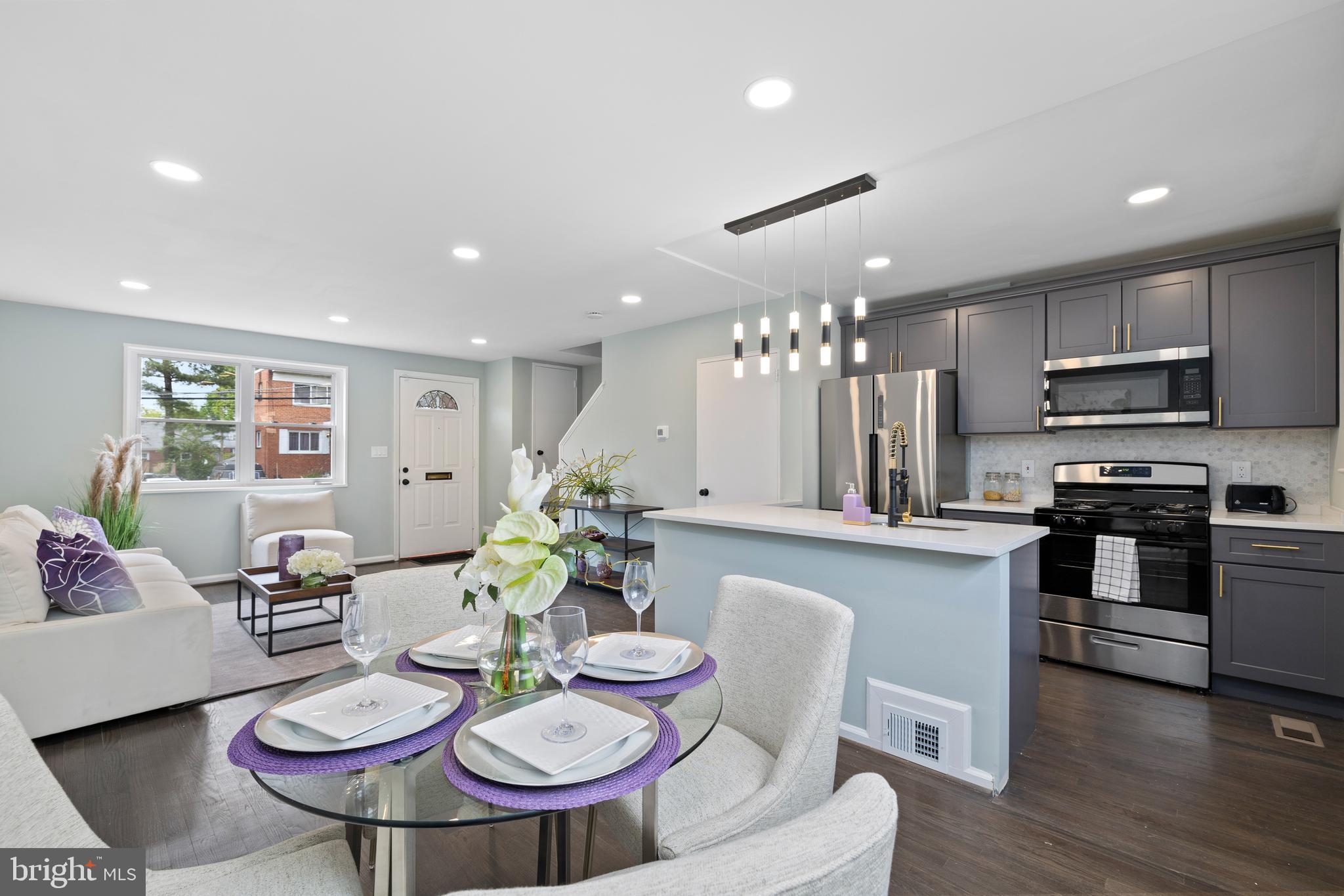 WOOD MANOR - Residential