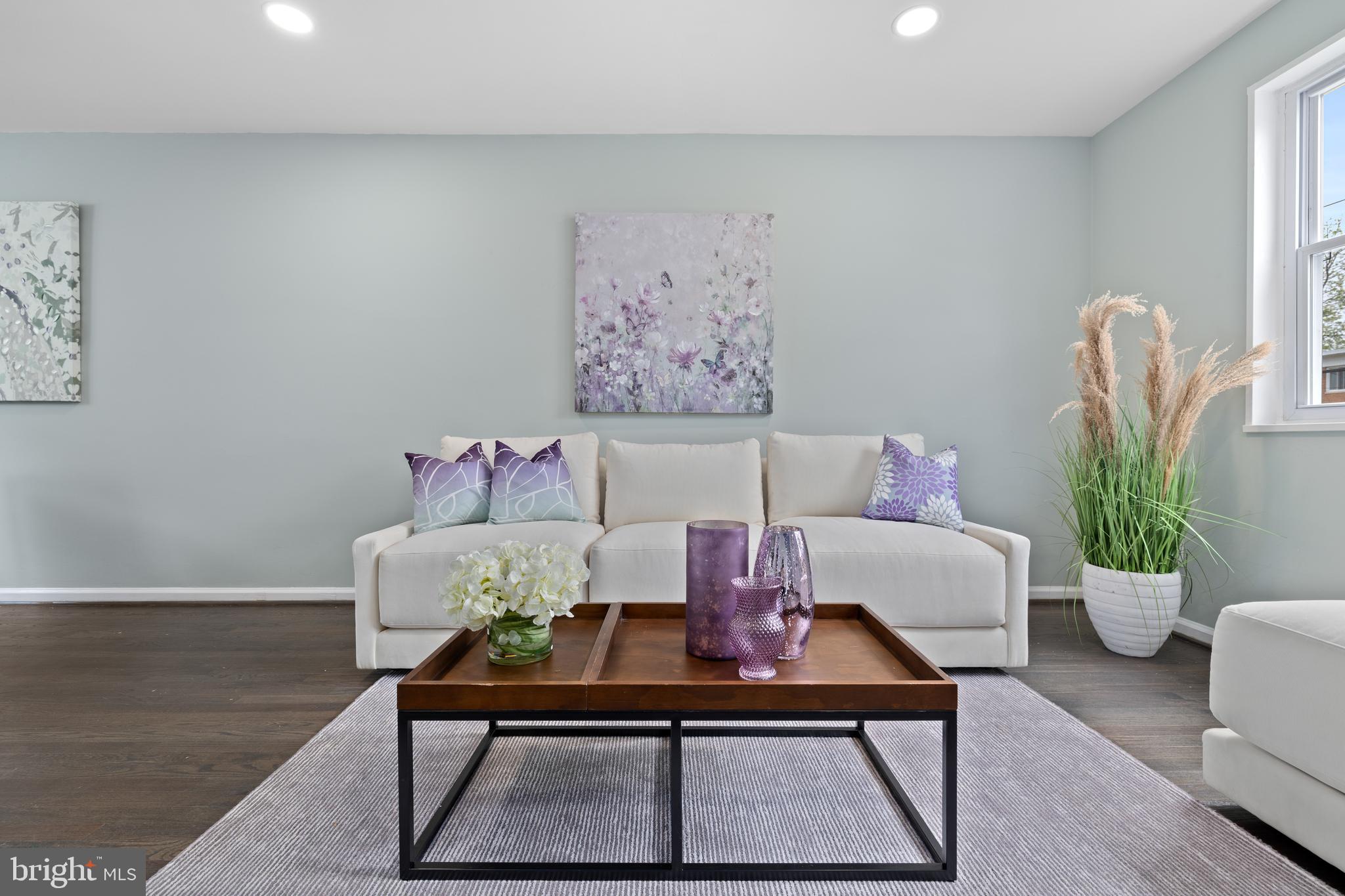 WOOD MANOR - Residential