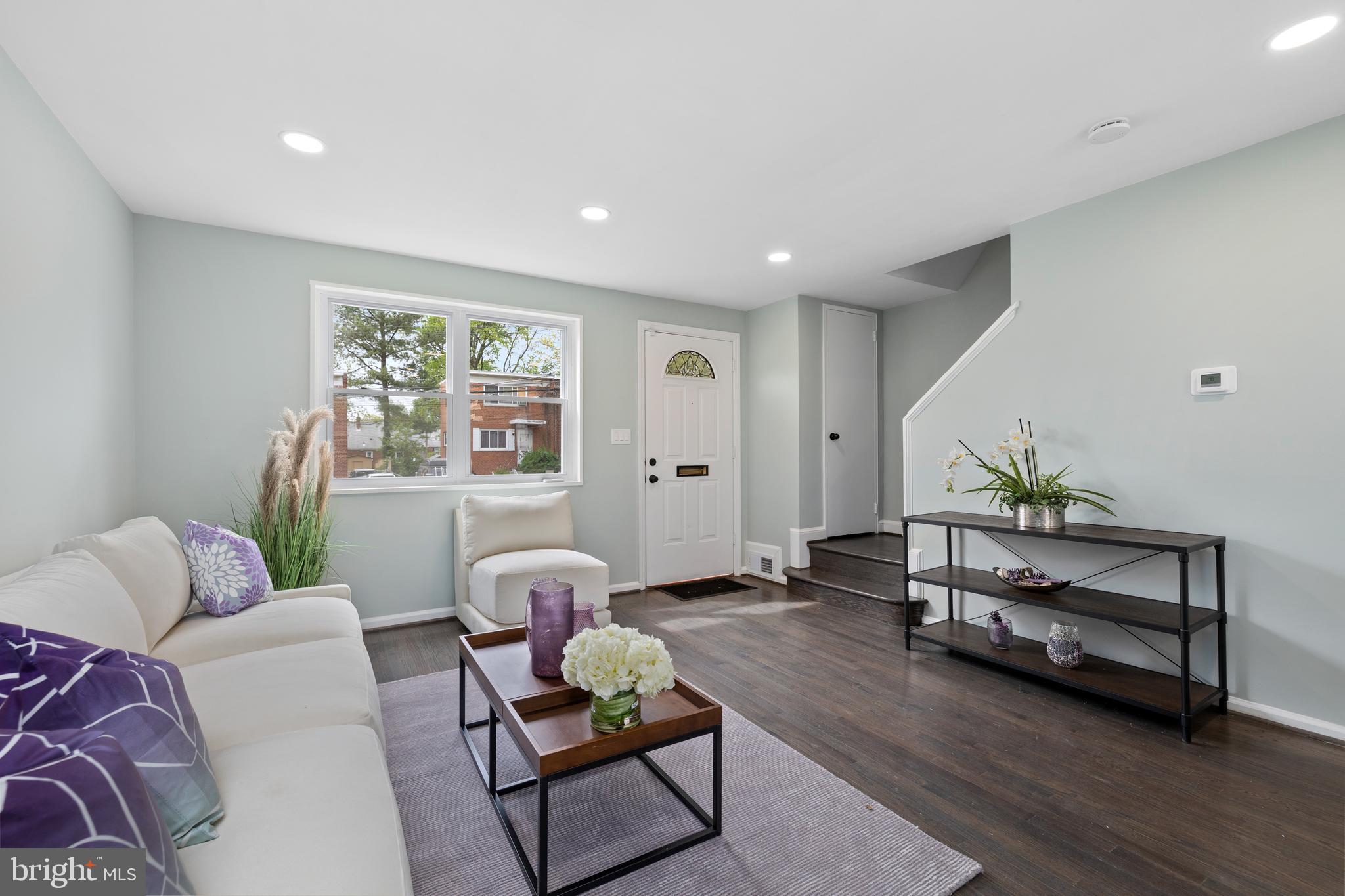 WOOD MANOR - Residential