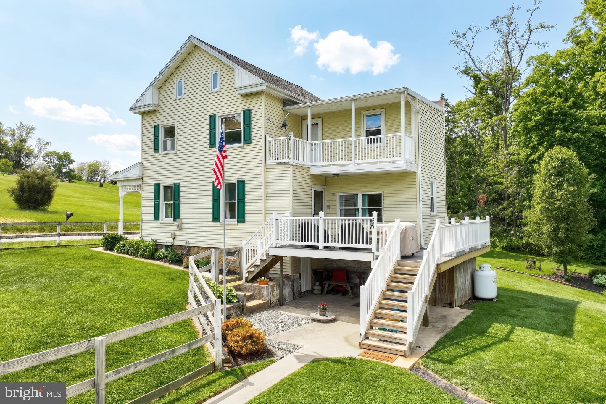 1425 SUNNYSIDE ROAD