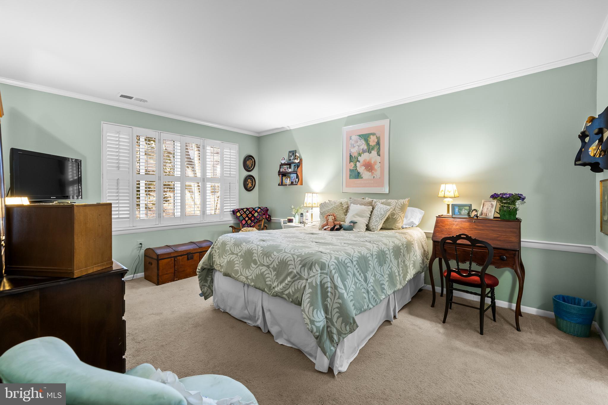 DUNN'S GROVE - Residential