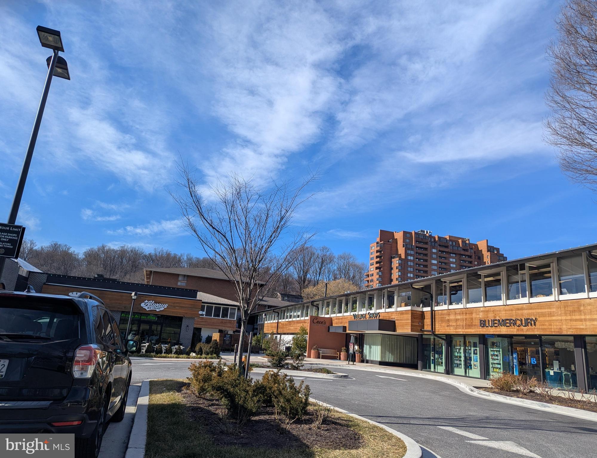 DUNN'S GROVE - Residential