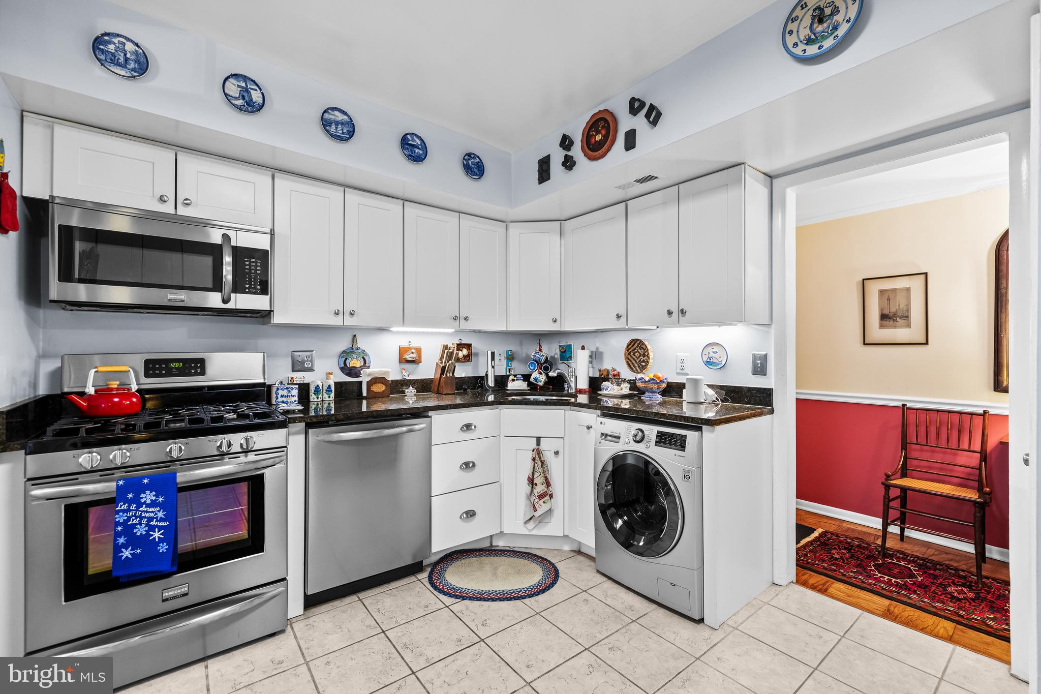 DUNN'S GROVE - Residential