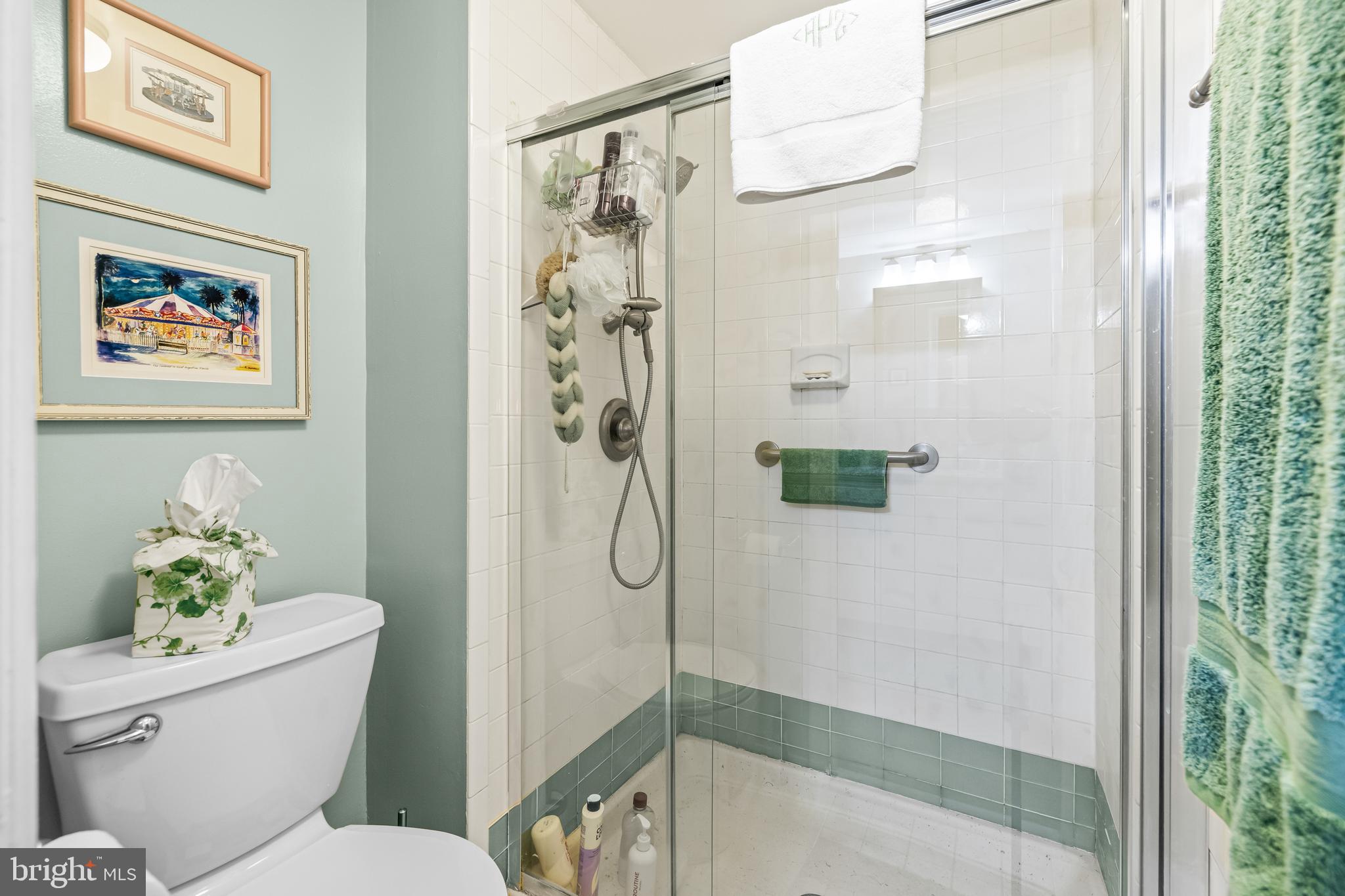 DUNN'S GROVE - Residential