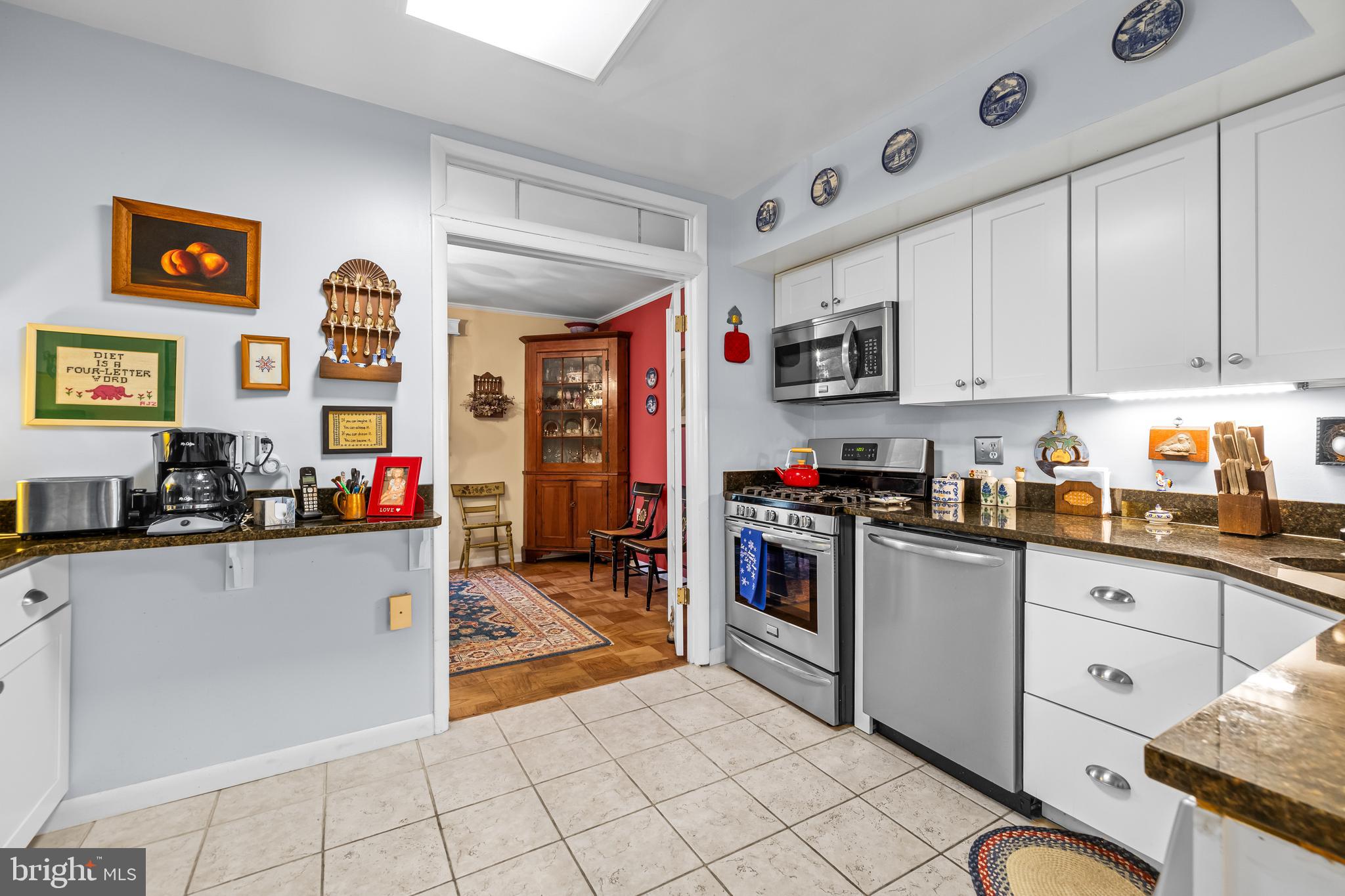 DUNN'S GROVE - Residential