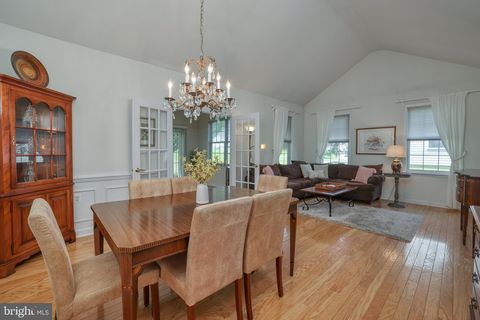 Tiny photo for 17 Black Eyed Susan Road, LANGHORNE, PA 19047 (MLS # PABU2120666)