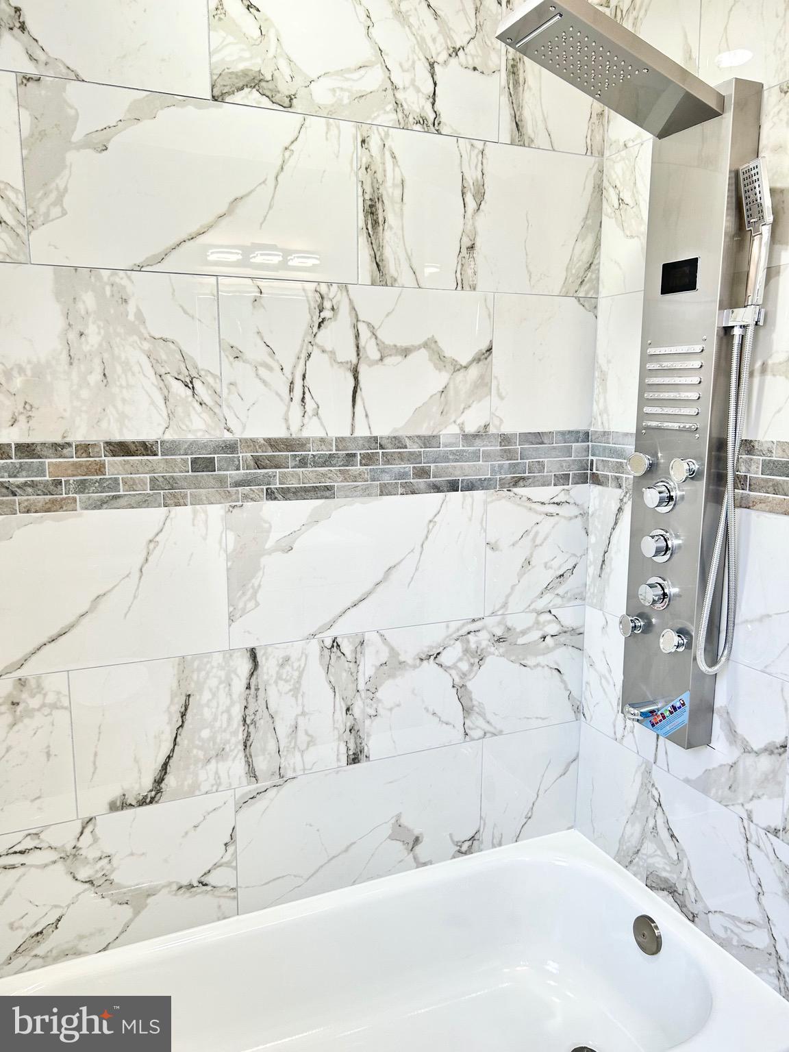 WOODBOURNE HEIGHTS - Residential