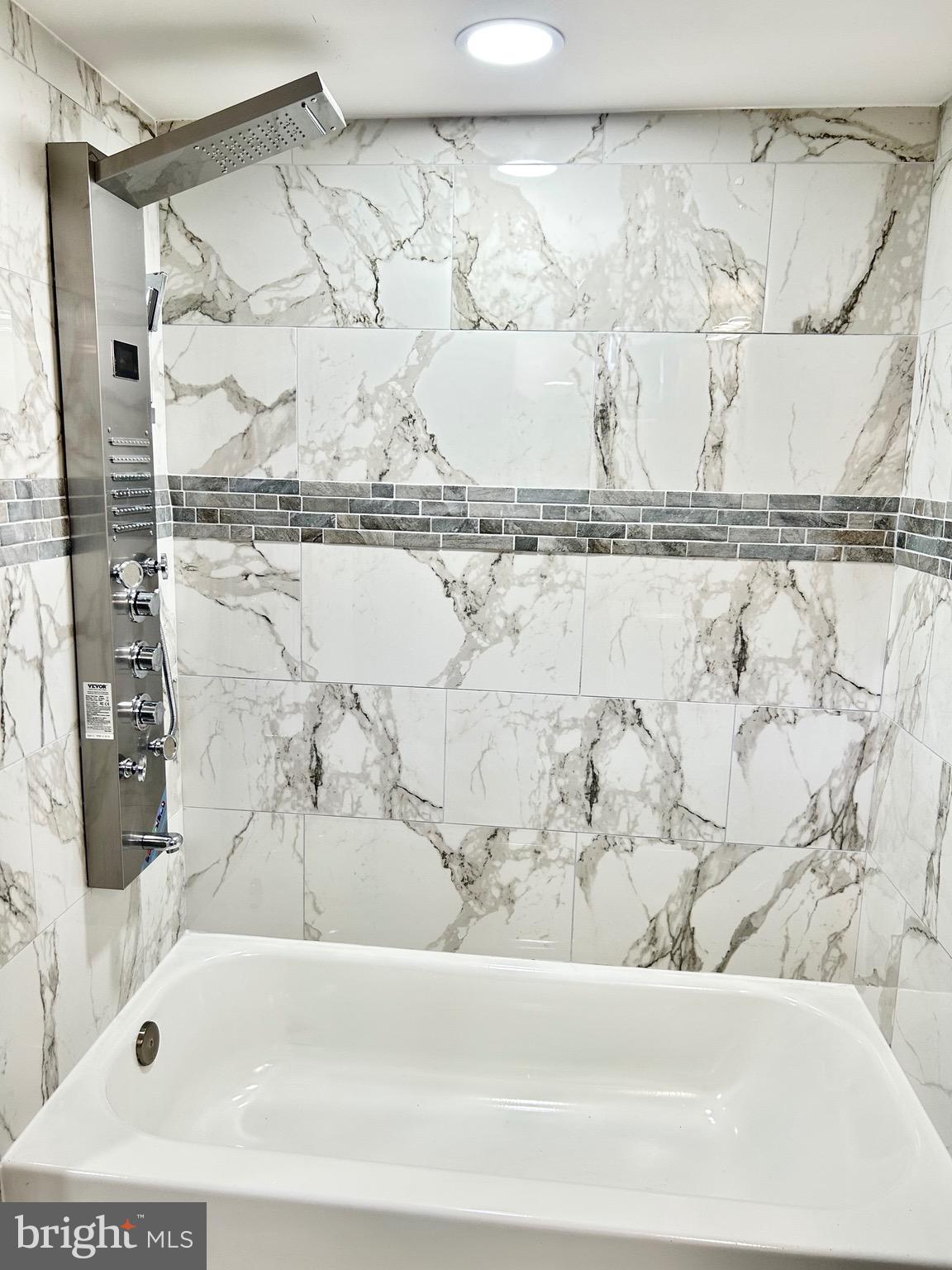 WOODBOURNE HEIGHTS - Residential