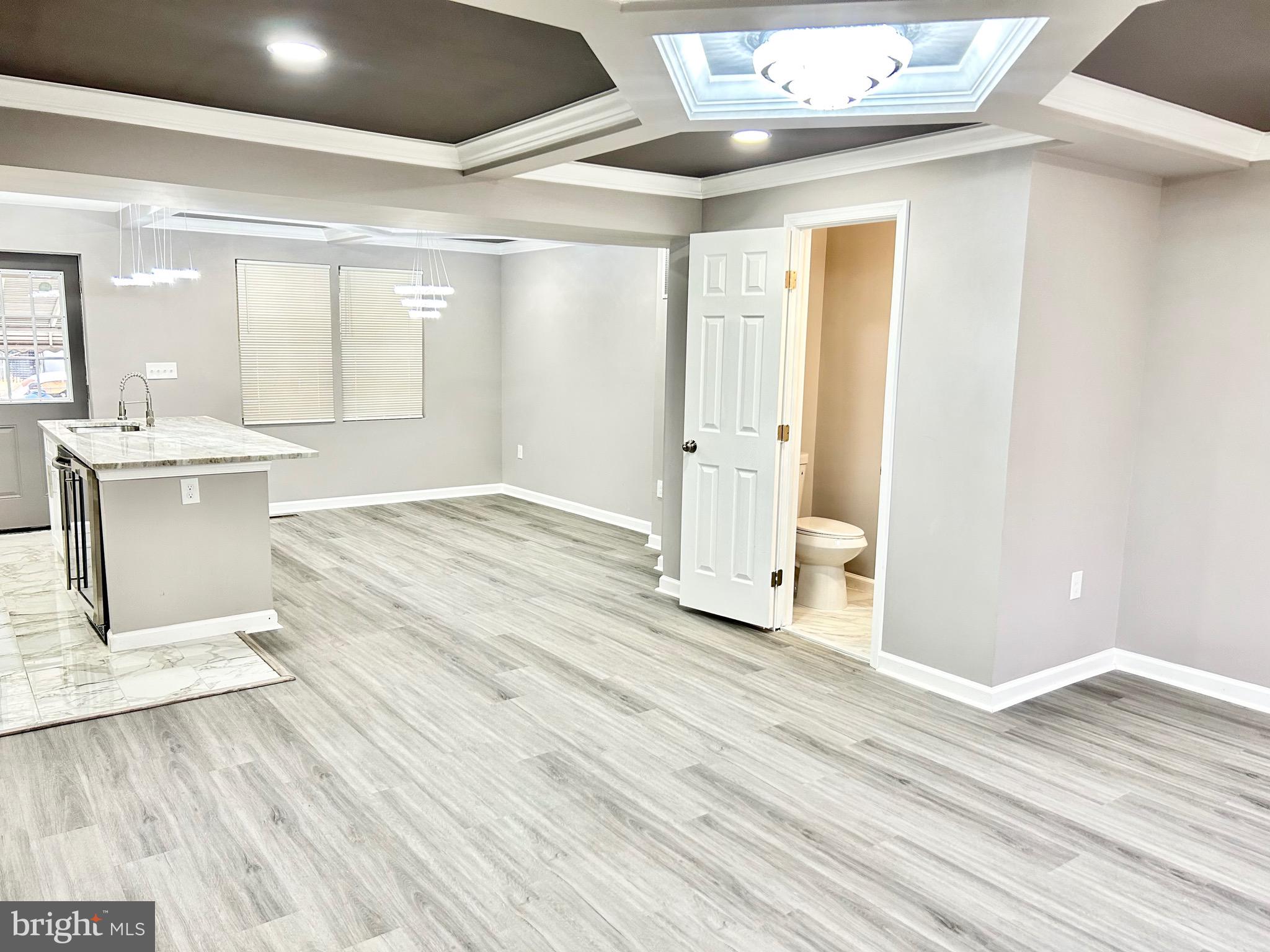 WOODBOURNE HEIGHTS - Residential