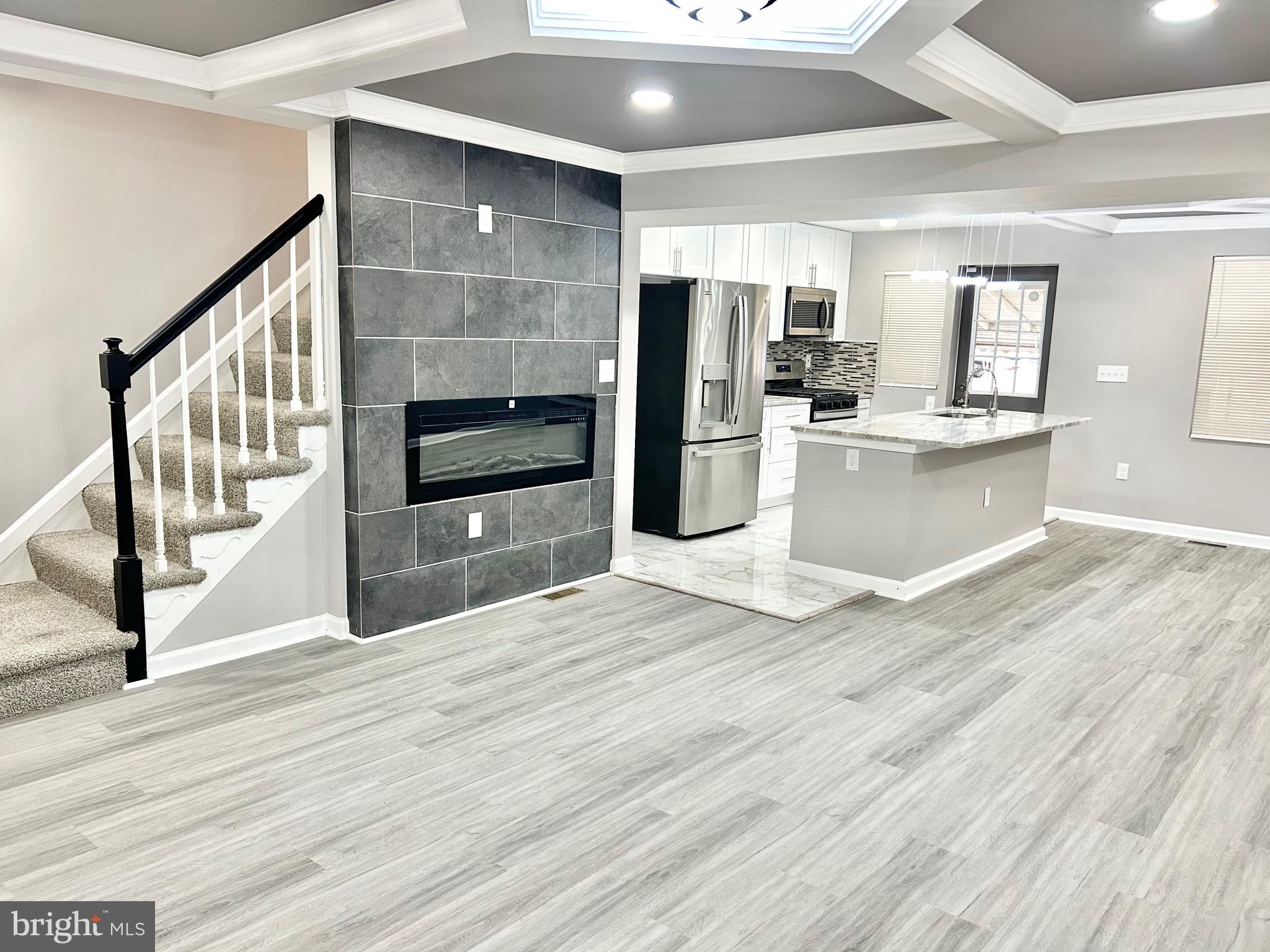 WOODBOURNE HEIGHTS - Residential