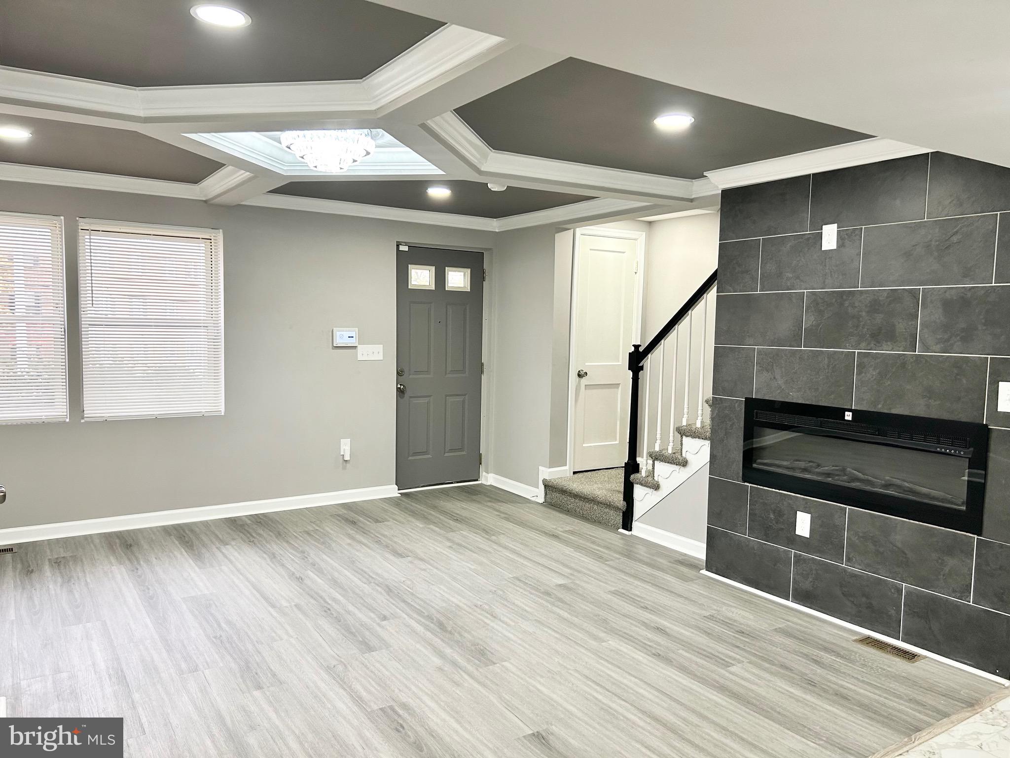 WOODBOURNE HEIGHTS - Residential