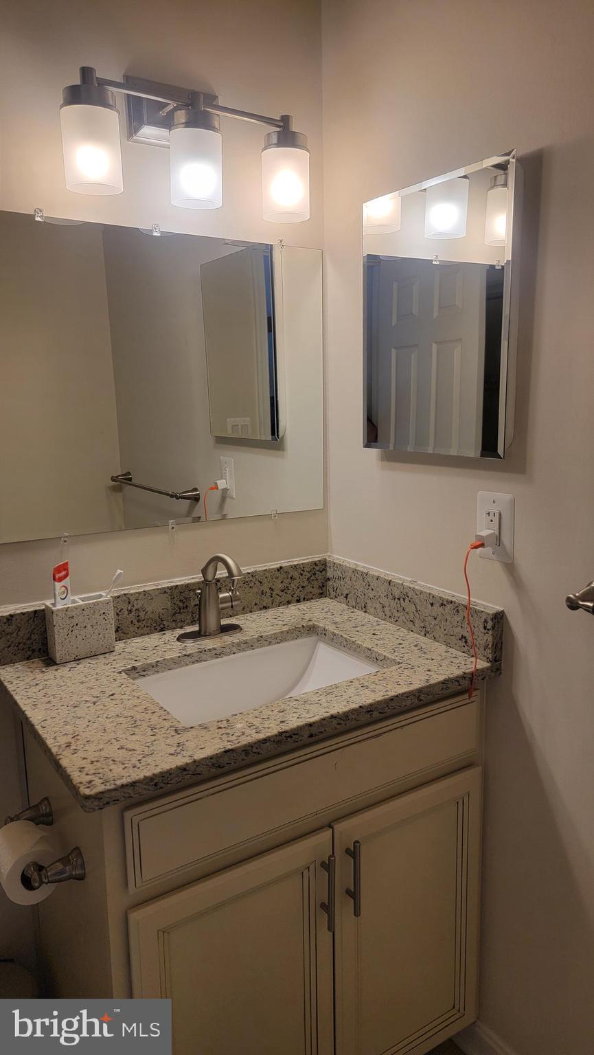 KIMBERLY WOODS VILLAGE - Residential