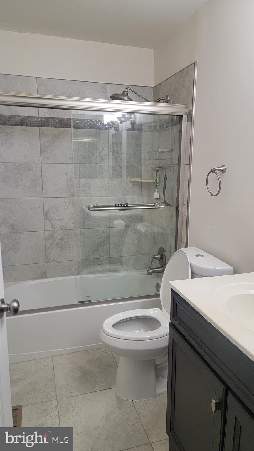 KIMBERLY WOODS VILLAGE - Residential