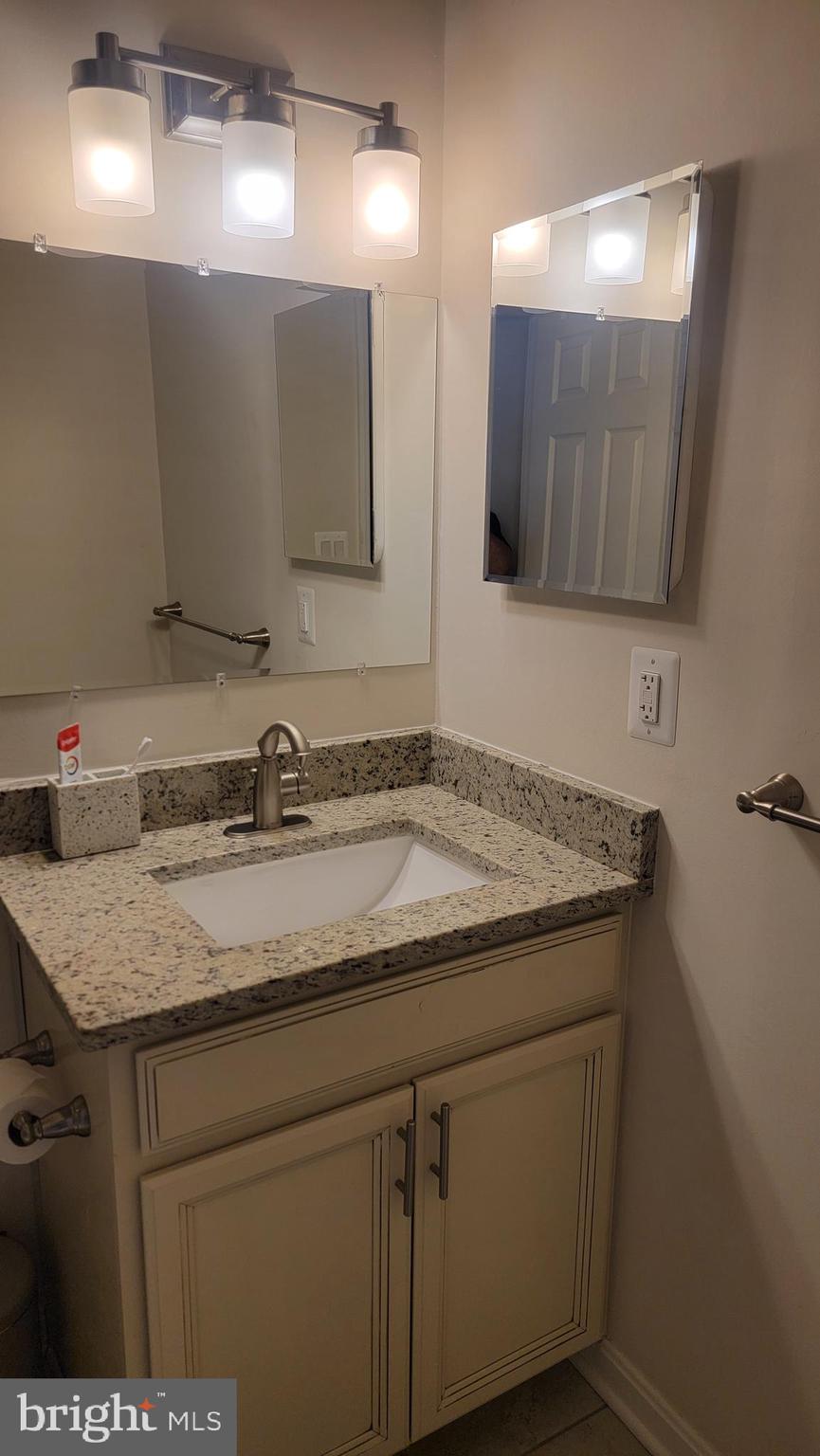 KIMBERLY WOODS VILLAGE - Residential