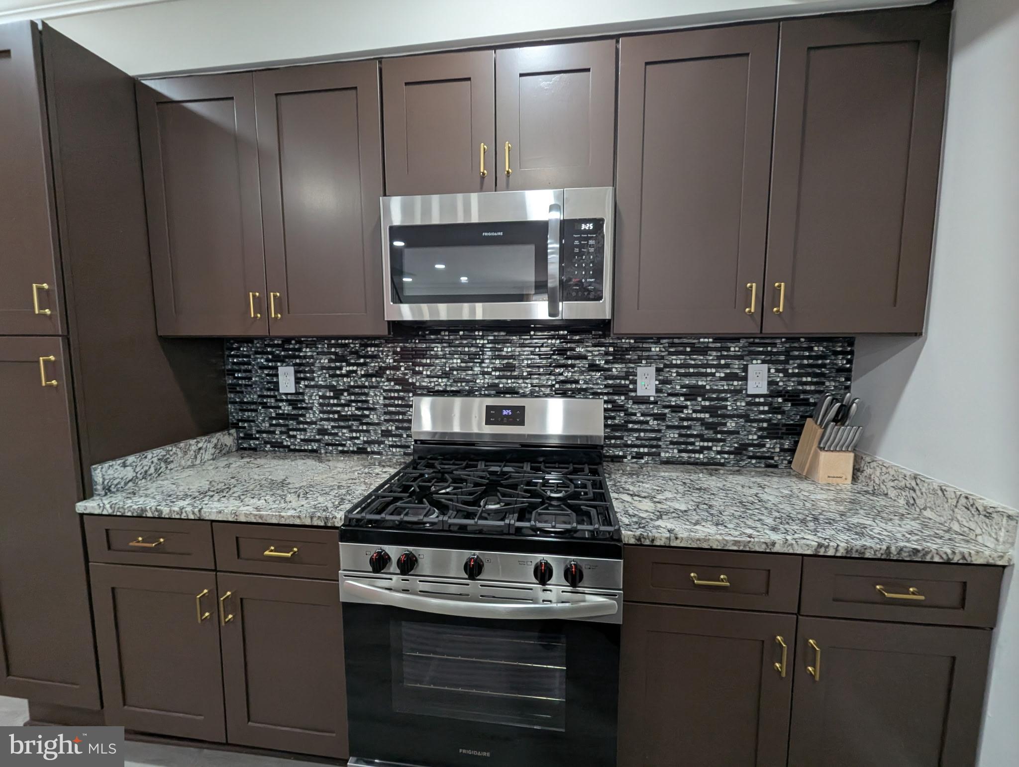 BROOKLYN - Residential