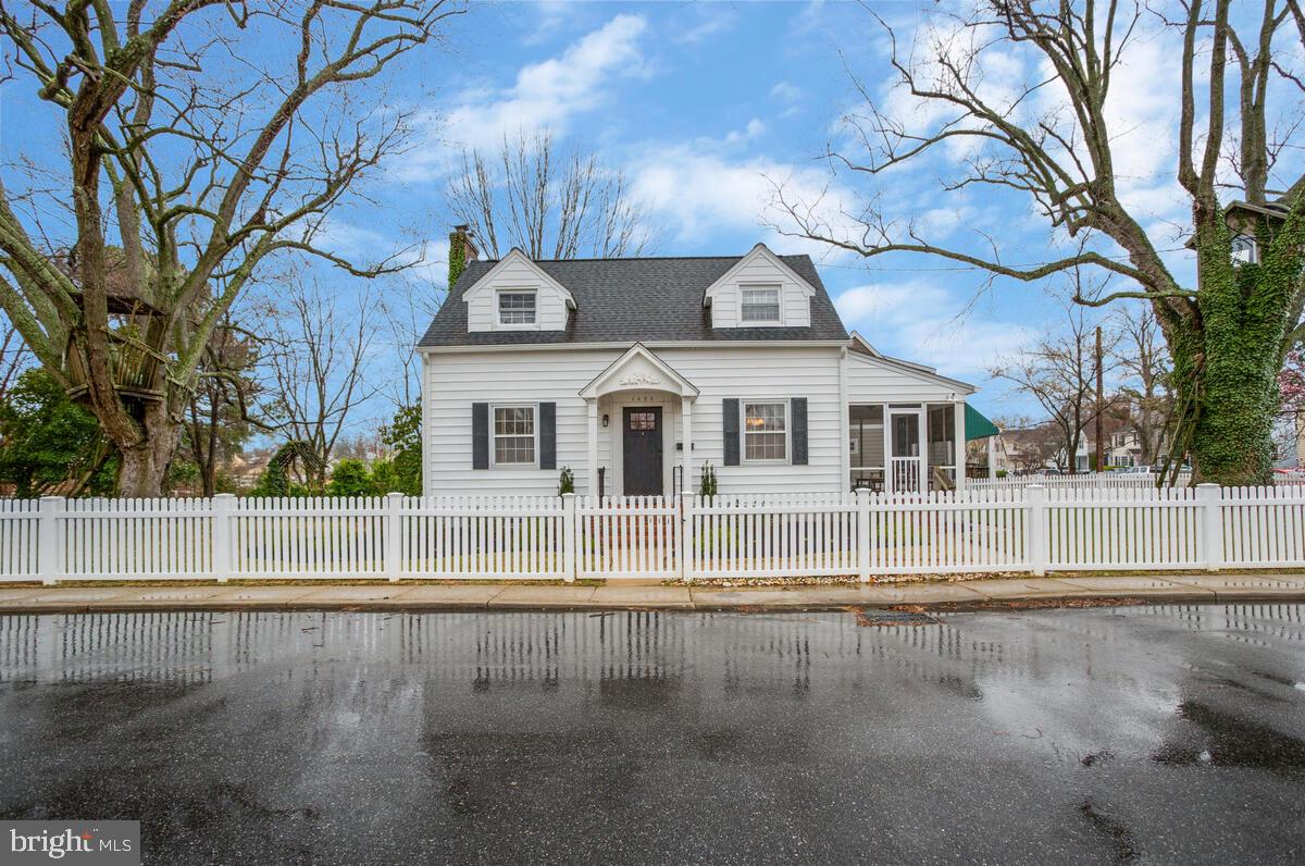 HOMEWOOD - Residential