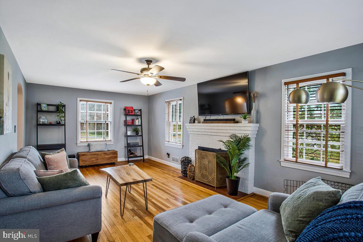 HOMEWOOD - Residential