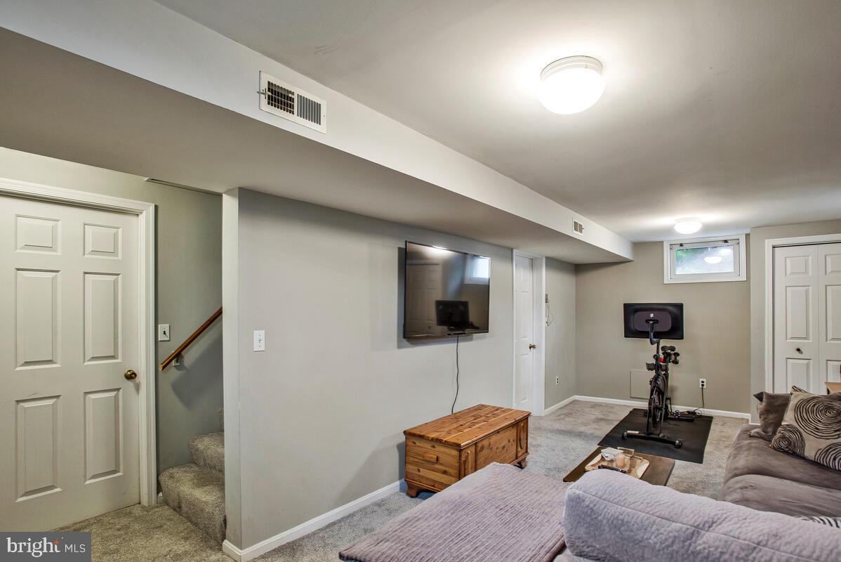 HOMEWOOD - Residential