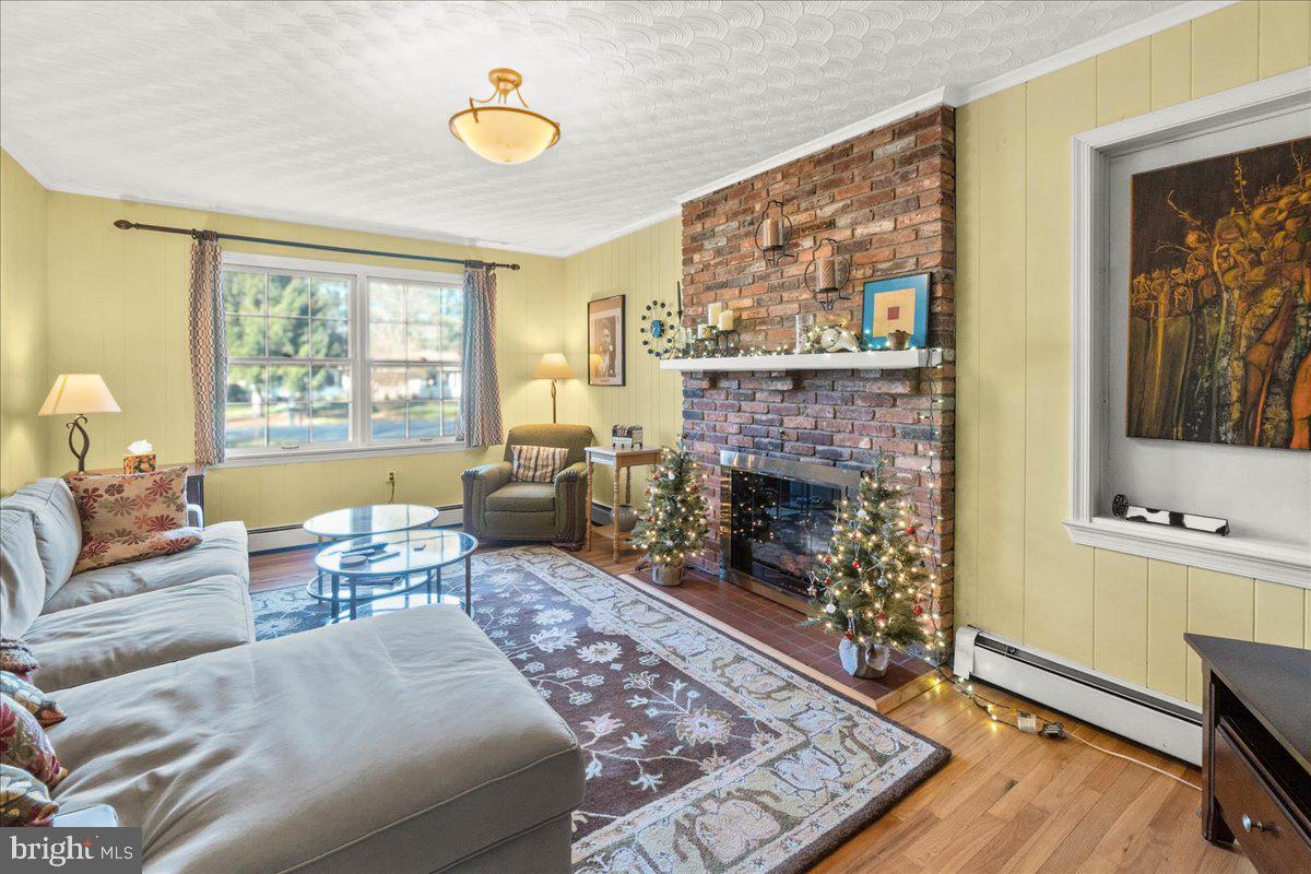 CLOVER HILL - Residential