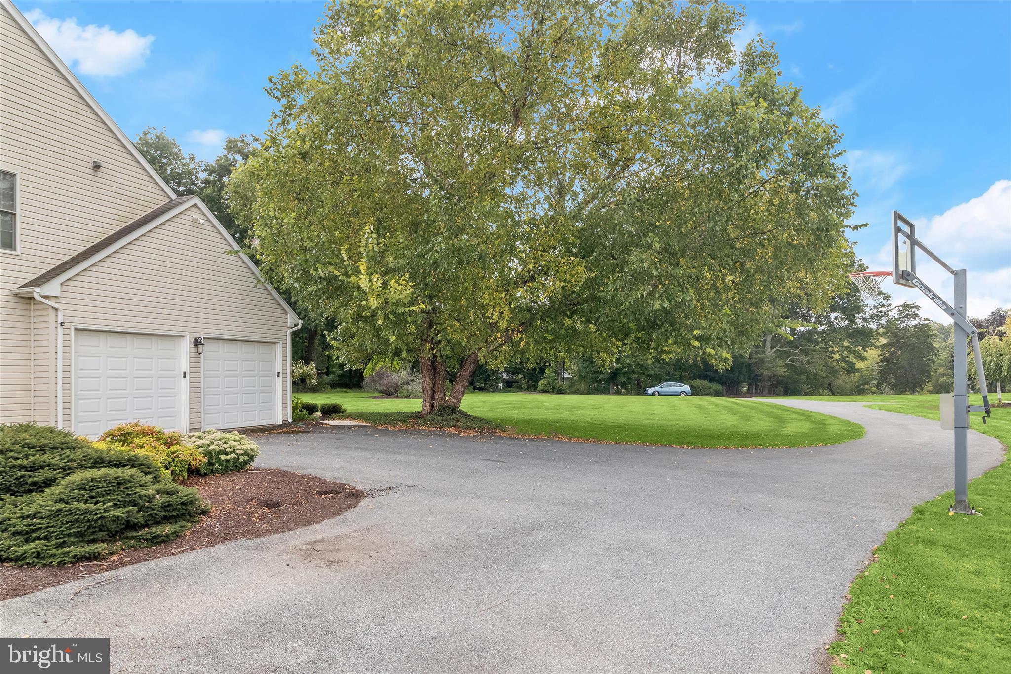 HAY MEADOW OVERLOOK - Residential