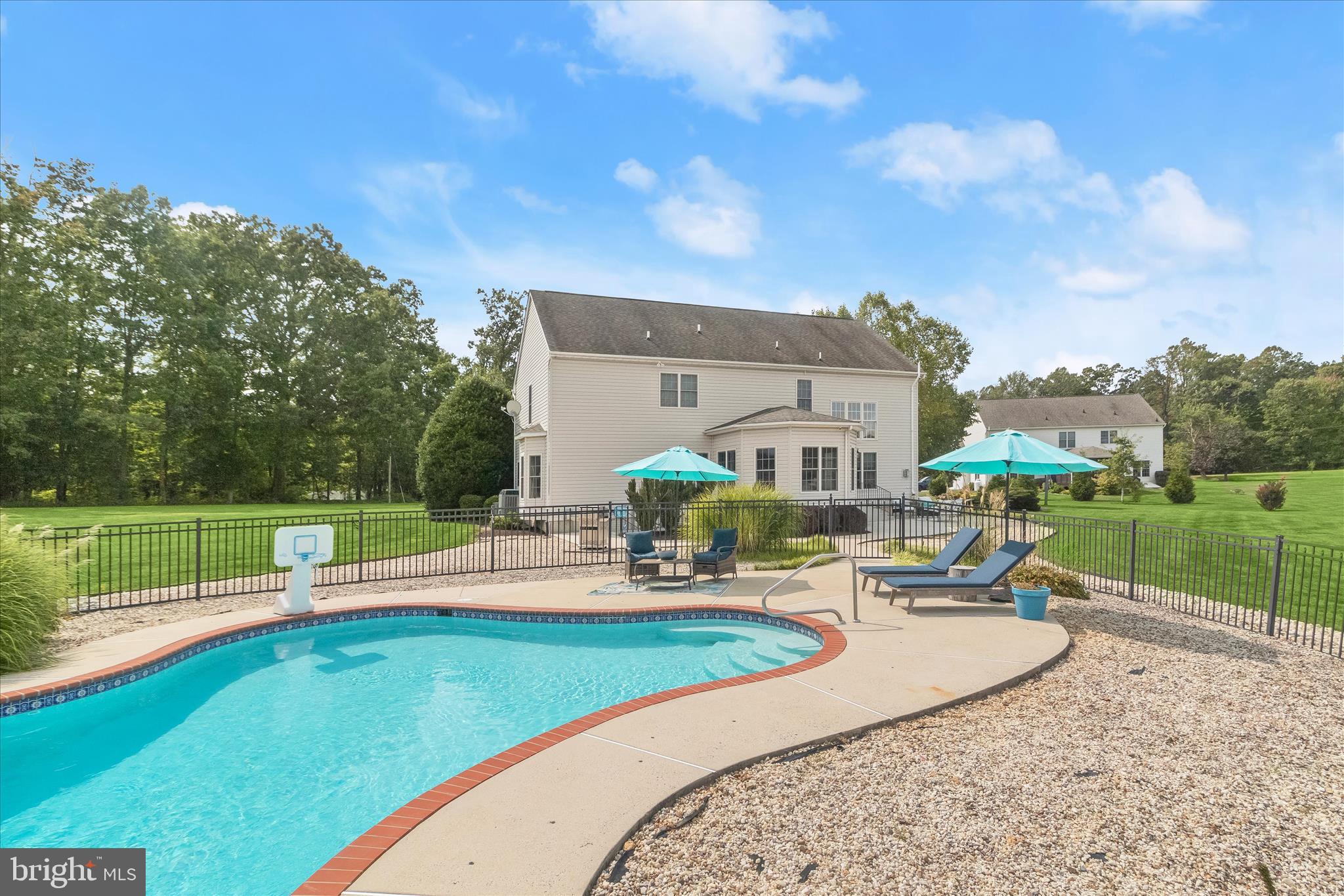 HAY MEADOW OVERLOOK - Residential