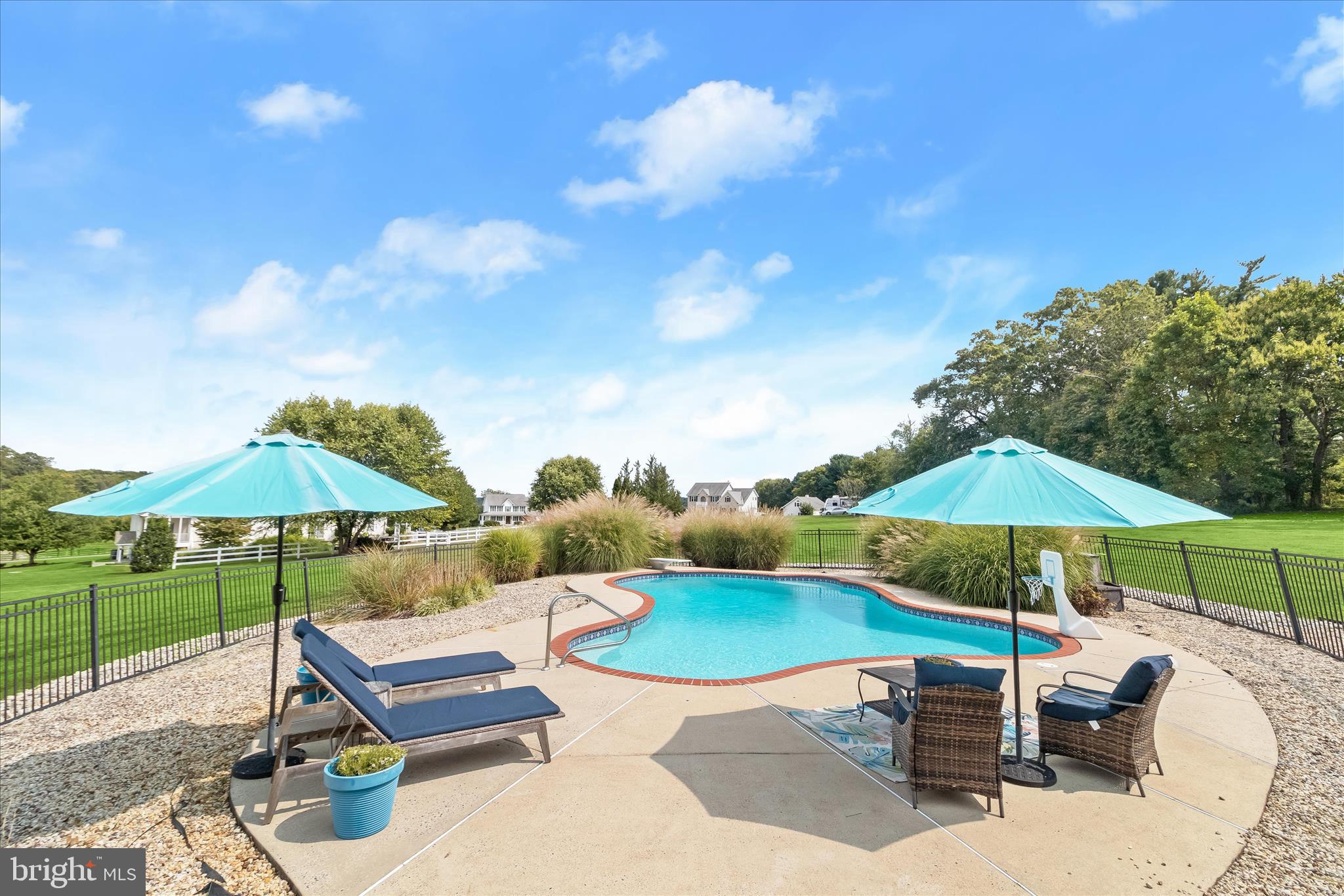 HAY MEADOW OVERLOOK - Residential