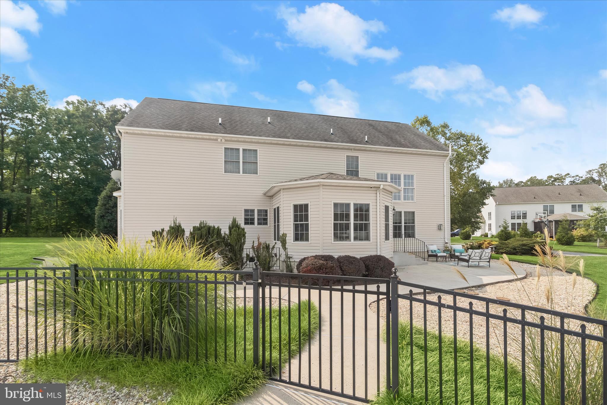 HAY MEADOW OVERLOOK - Residential