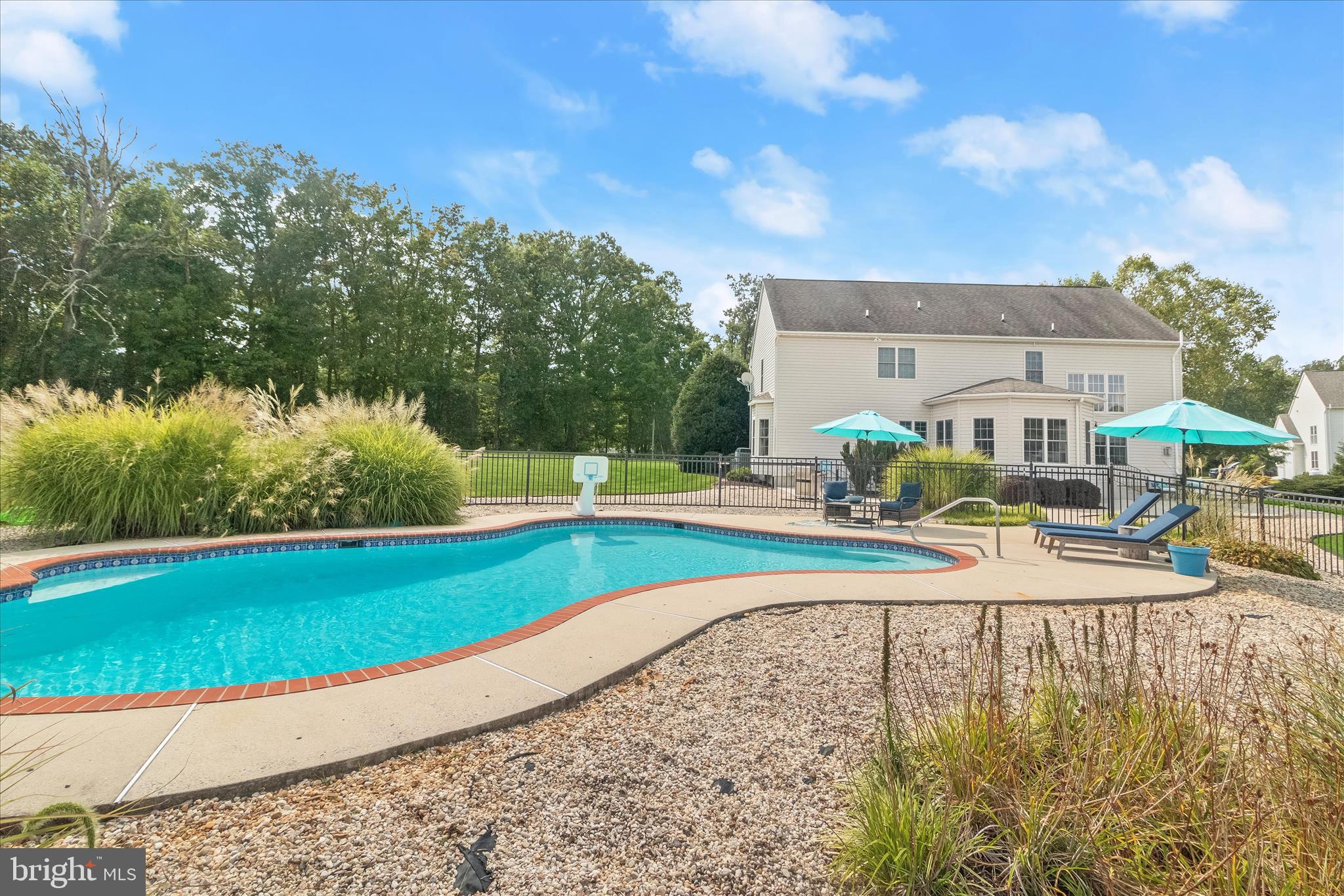 HAY MEADOW OVERLOOK - Residential