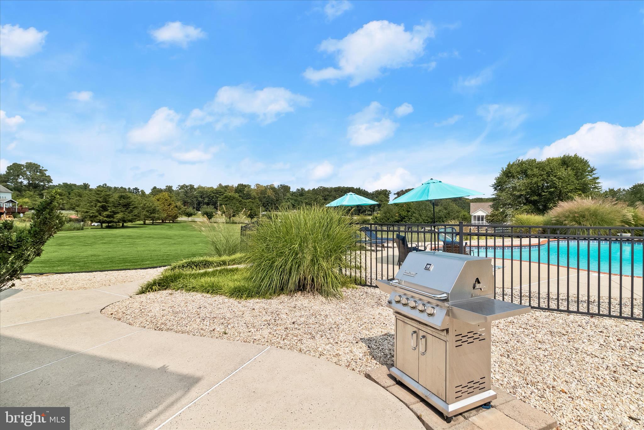 HAY MEADOW OVERLOOK - Residential