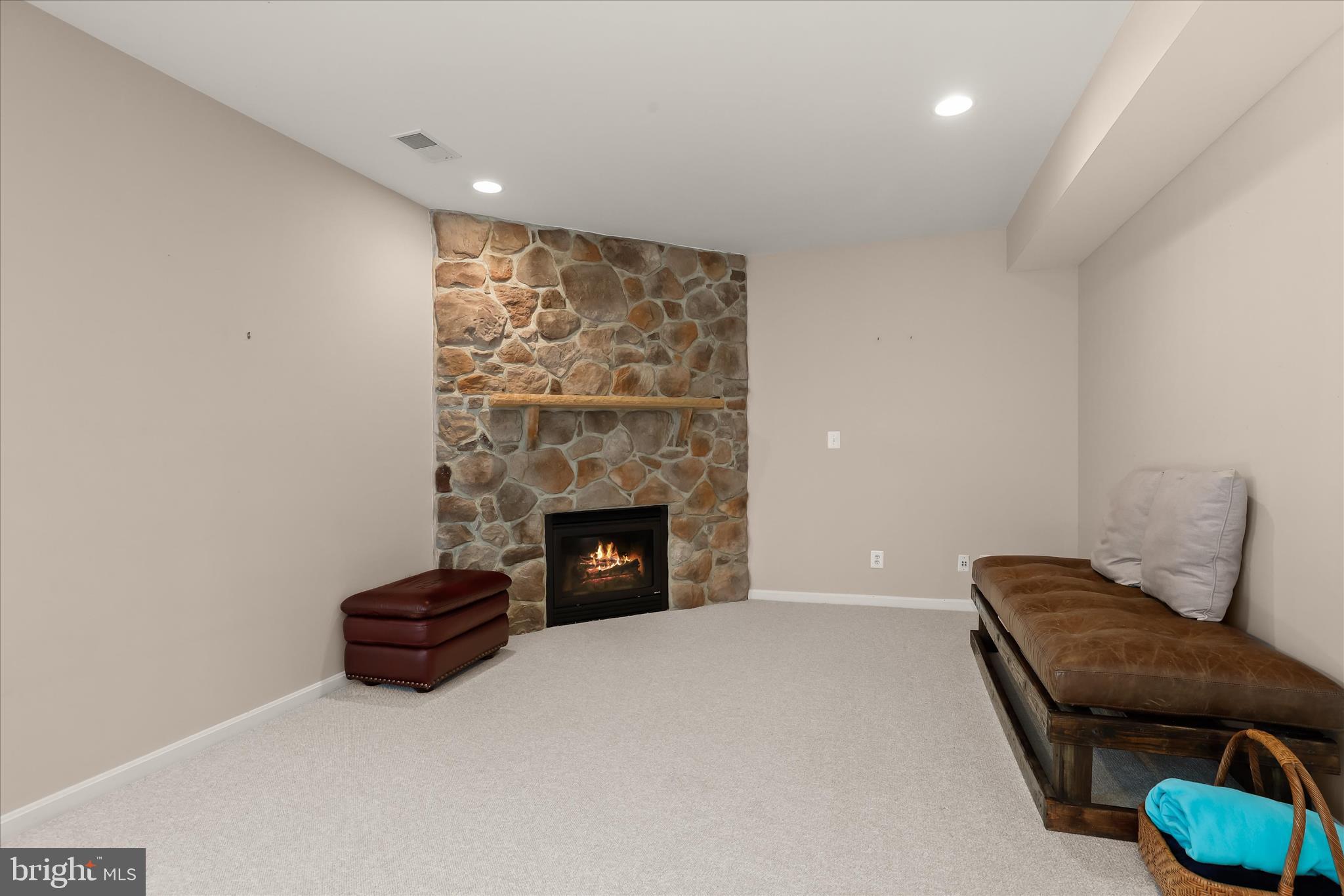 HAY MEADOW OVERLOOK - Residential