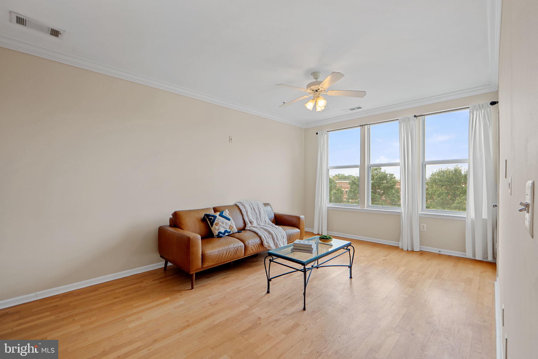 SAVOY AT RESTON TOWN CENTER - Residential